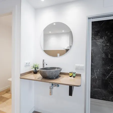 Apartament Confort 2 En Barri Port Maritim Lägenhet *